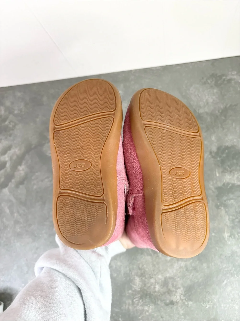 UGG Toddler Keelan boots suede exterior plush shearling lining pink size 8